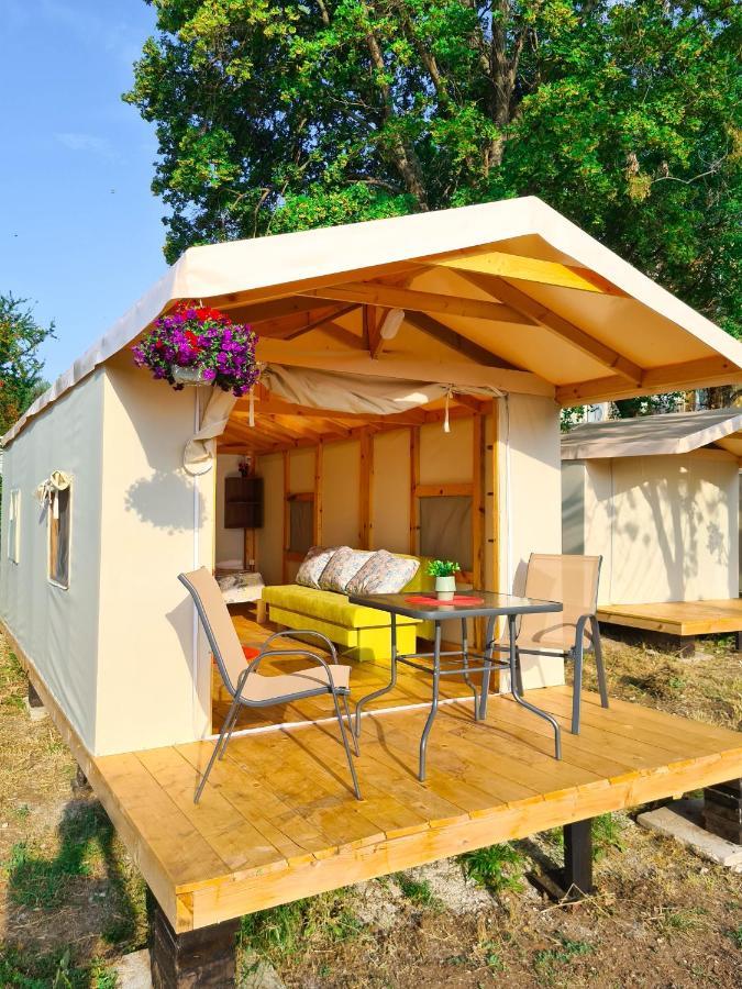 Hotel Divoto Glamping à Balchik Extérieur photo