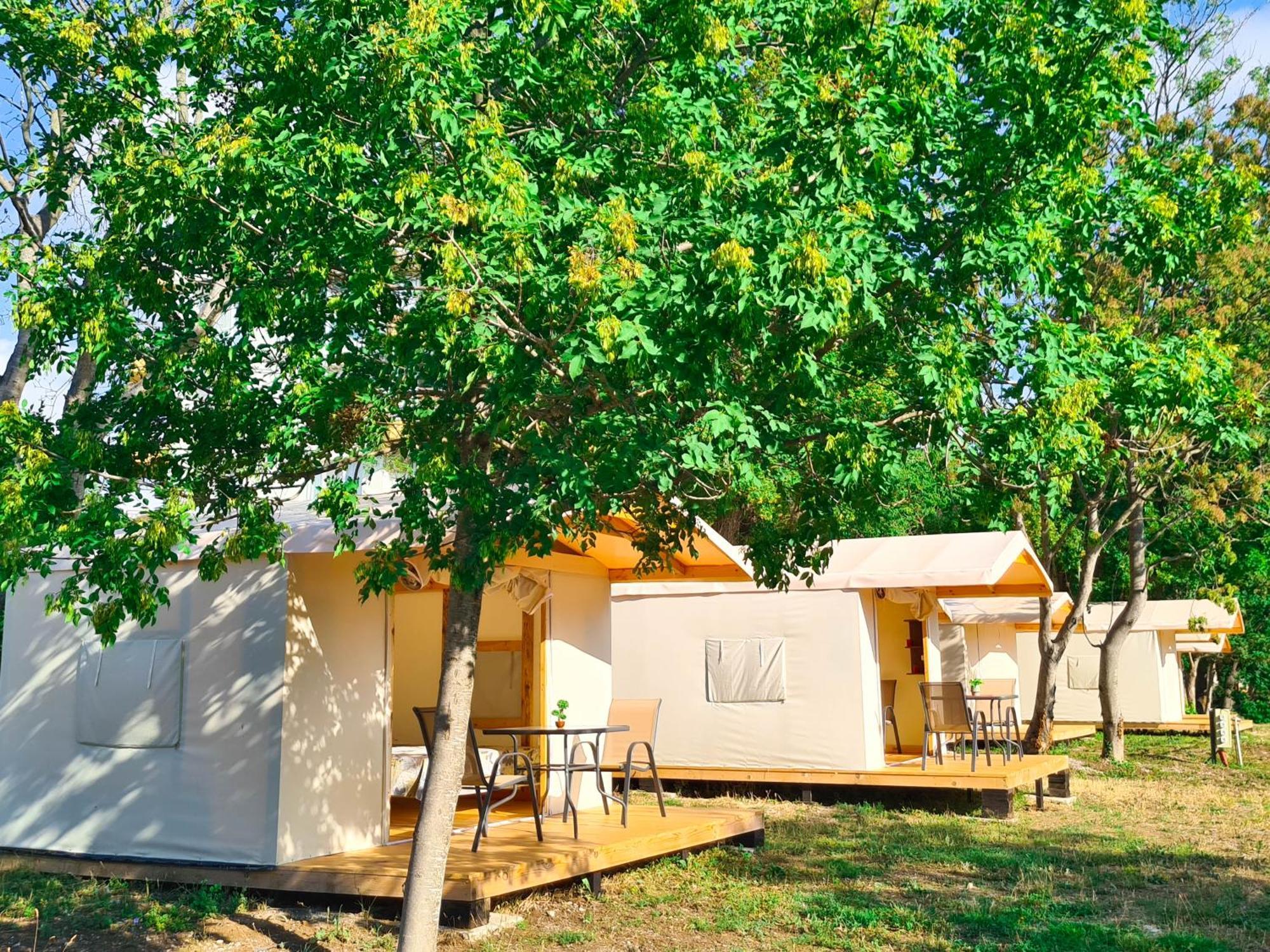 Hotel Divoto Glamping à Balchik Extérieur photo